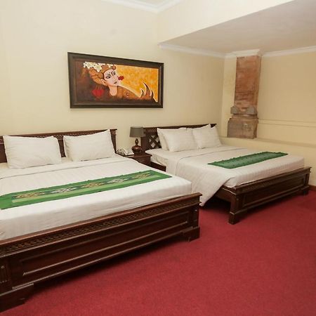 Ubud Hotel & Cottages Malang Exterior photo
