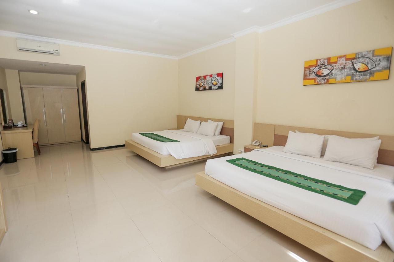 Ubud Hotel & Cottages Malang Exterior photo