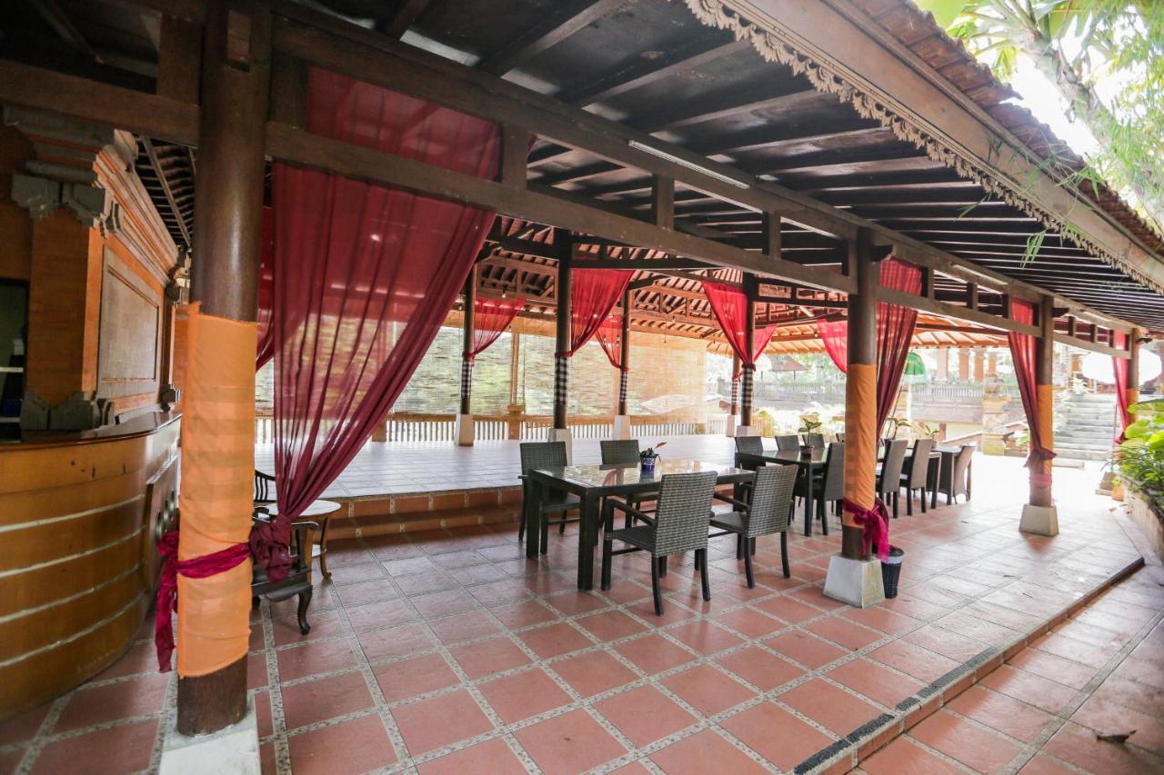 Ubud Hotel & Cottages Malang Exterior photo