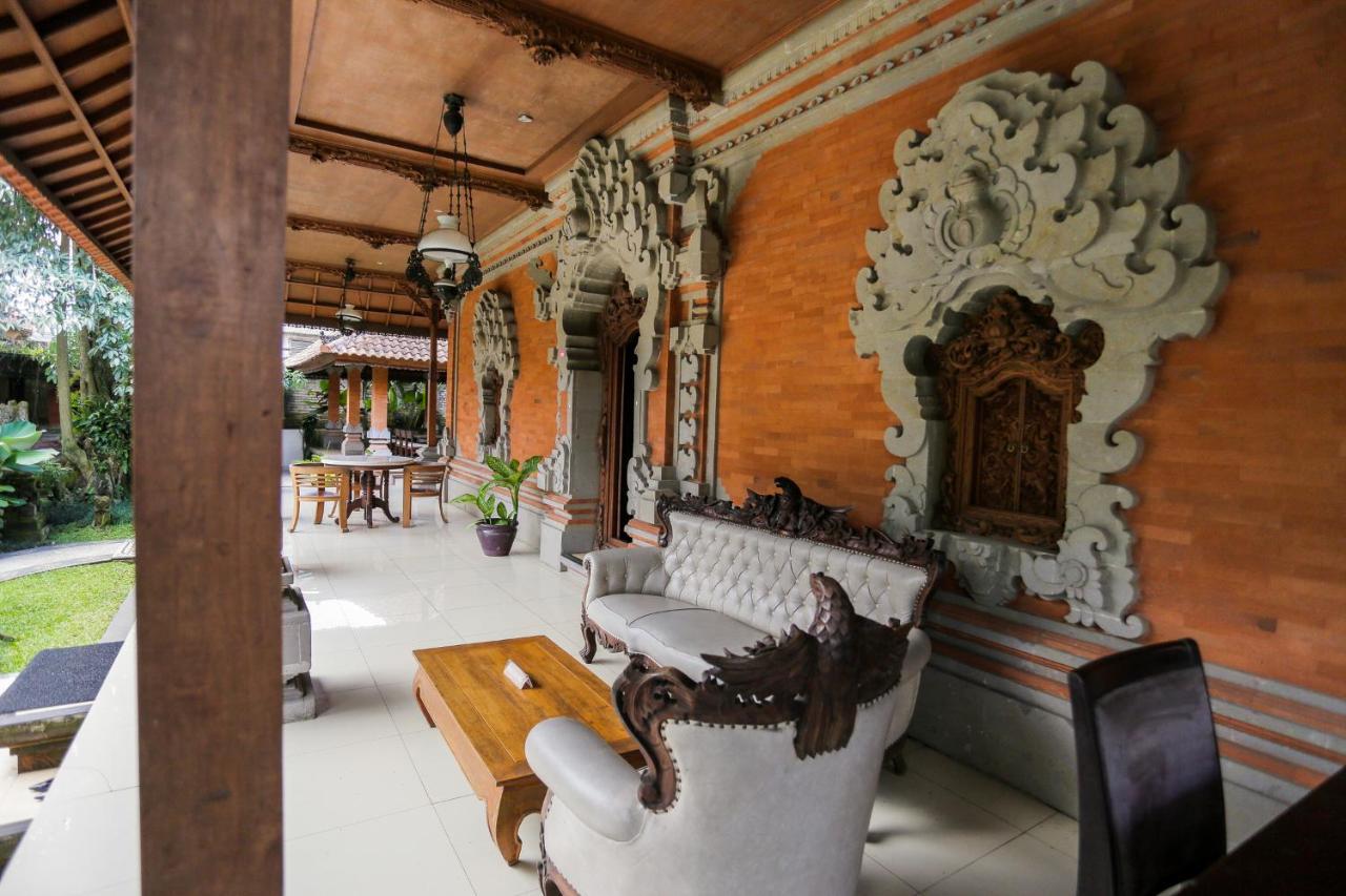 Ubud Hotel & Cottages Malang Exterior photo