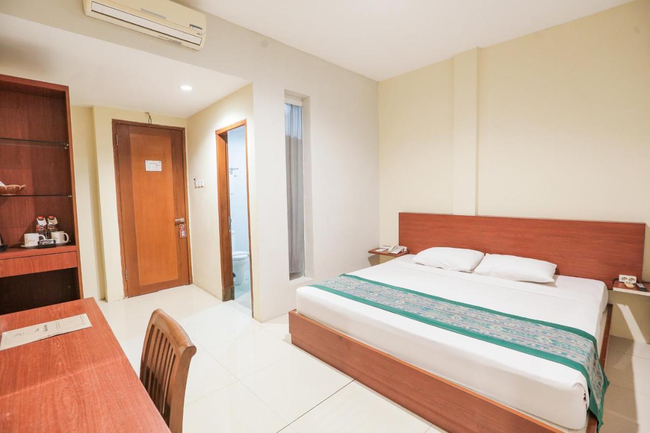 Ubud Hotel & Cottages Malang Exterior photo
