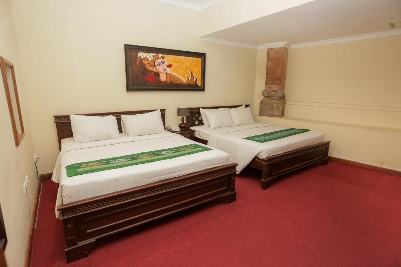 Ubud Hotel & Cottages Malang Exterior photo