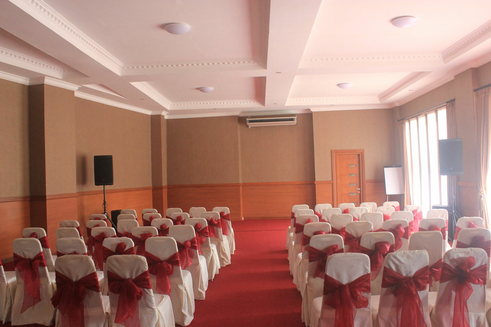 Ubud Hotel & Cottages Malang Exterior photo